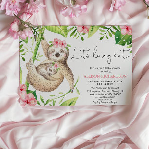 Babymädchen mit rosafarbener Vegetation Tropische Einladung