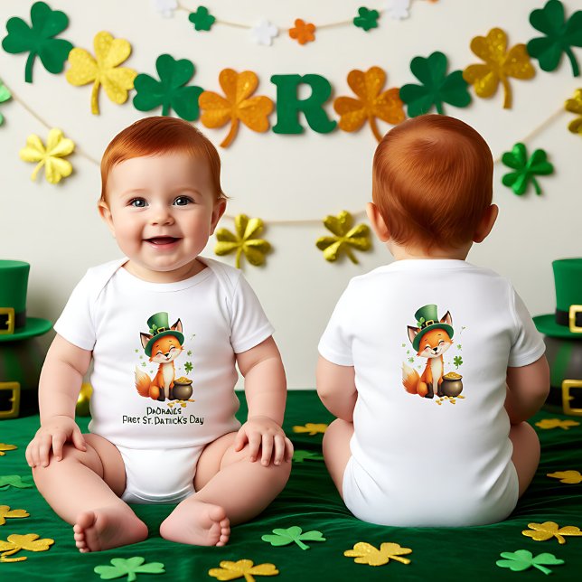 Baby's 1. St. Patrick's Day, Foxy & Fortunate Baby Strampler (Baby's 1st St. Patrick's Day, Foxy & Fortunate Baby Bodysuit)