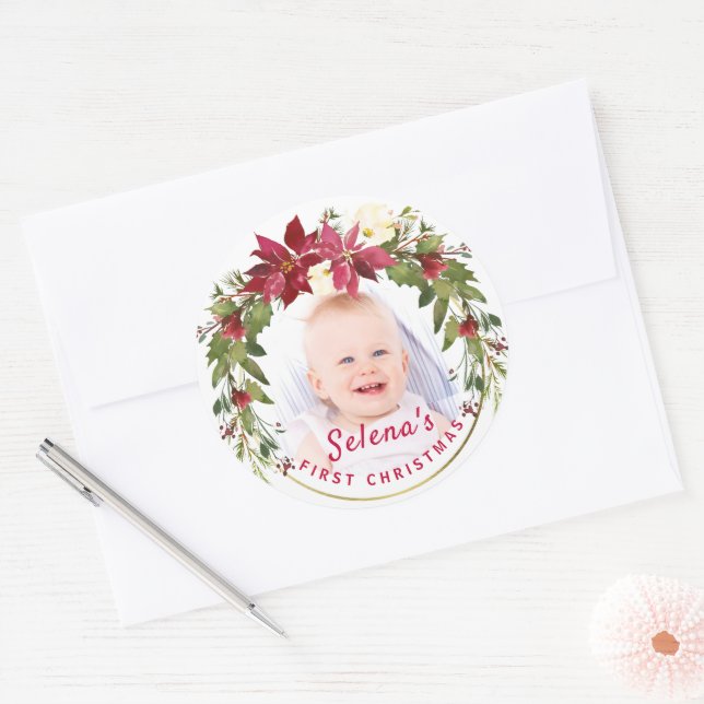 Baby's 1. Weihnachts-Holly-Kranz-Foto Keepake Runder Aufkleber (Umschlag)