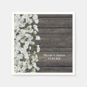 Baby's Breath auf rustikaler Holz-Landhochzeit Serviette