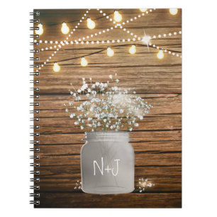 Baby's Breath Blumen im rustikalen Mason-Glas & Li Notizblock