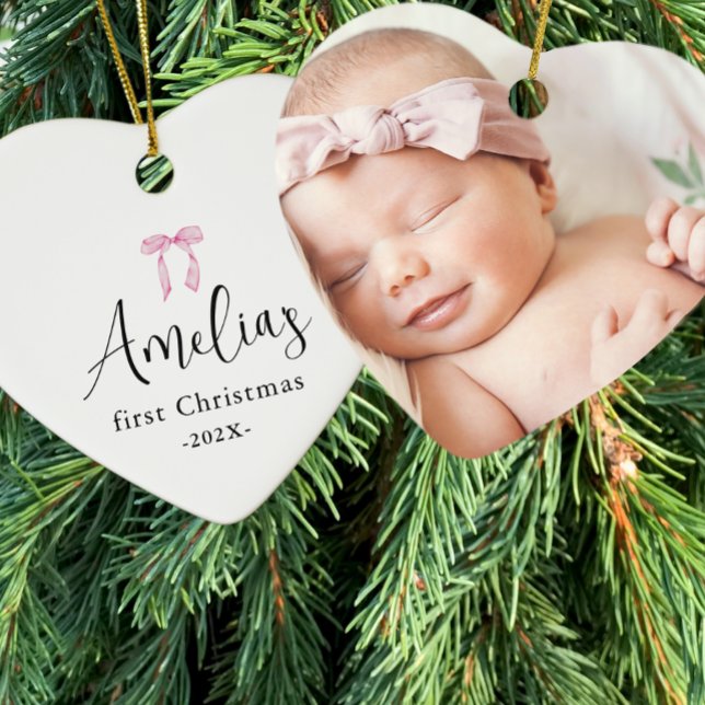Baby's erstes Weihnachts-Foto Jahr Bow Keepake Keramik Ornament (Von Creator hochgeladen)