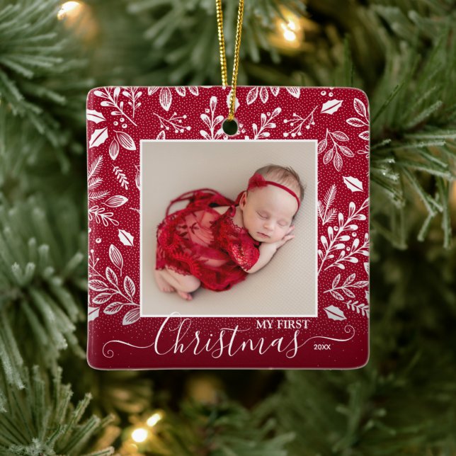 Baby's First Christmas Foto auf Cranberry Keramikornament (Baum)