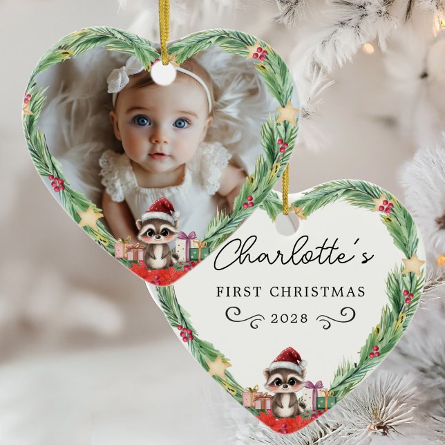 Baby's First Christmas-Foto-Heart-Racoon Keramik Ornament (Baby's First Christmas–Photo-Heart-Racoon Ceramic Ornament)