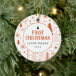Baby's First Christmas Foto Modern Keramik Ornament<br><div class="desc">Baby's First Weihnachtsfeiertag Dekoration. Weihnachtsbaum,  Grünpflanzen,  Schneeflocken,  rotes Orangenmuster mit Platz für Babynamen,  Jahr und Ihr Lieblings-Foto auf der Rückseite.</div>