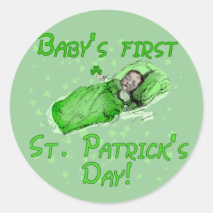 Baby's First St. Patrick's Day Tshirts Runder Aufkleber