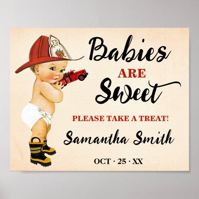 Babys sind Süße nehmen eine Leckerei Feuerwehrdusc Poster (Vorne)