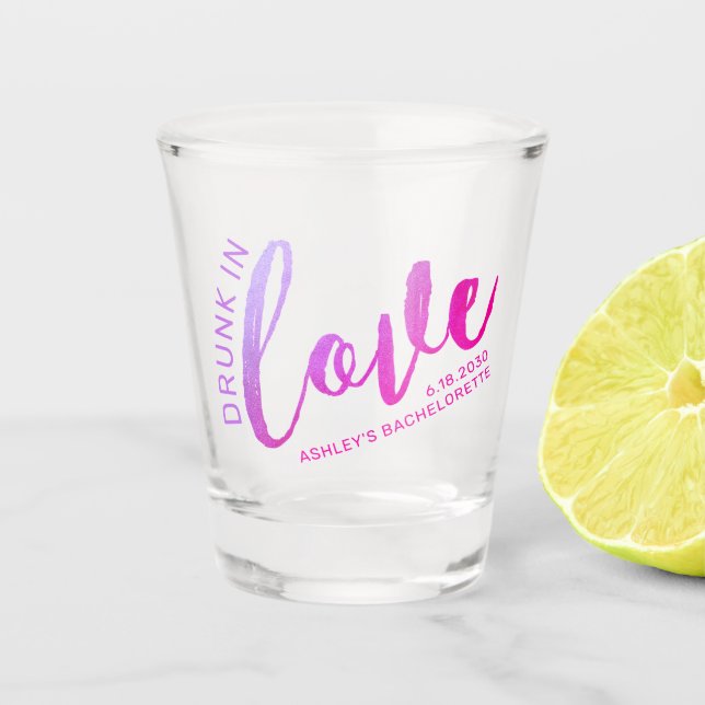 Bachelorette-Favoriten Betrunken in Liebe Custom P Schnapsglas (Vorderseite)