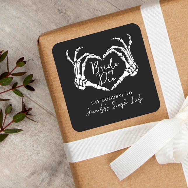 Bachelorette Party Bride or Die Skeleton Heart Quadratischer Aufkleber (Von Creator hochgeladen)