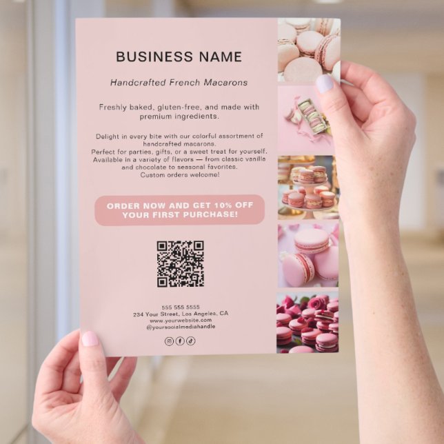Bäckerei Custom Foto QR Social Media Business Flyer (Bakery Custom Photo QR Social Media Business Flyer)