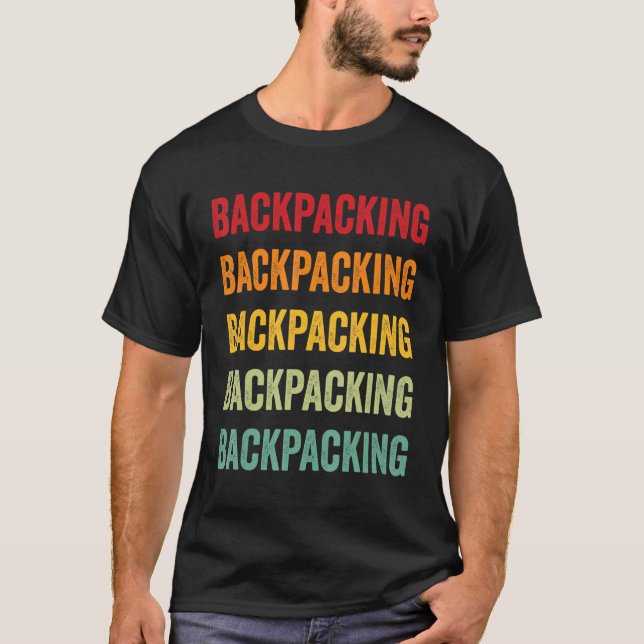 Backpacking Backpacker Hobbyist Rainbow Design T-Shirt (Vorderseite)