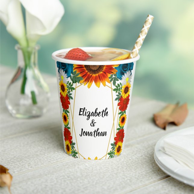 Backyard Summer Floral Geometric Wedding Pappbecher (In Situ)