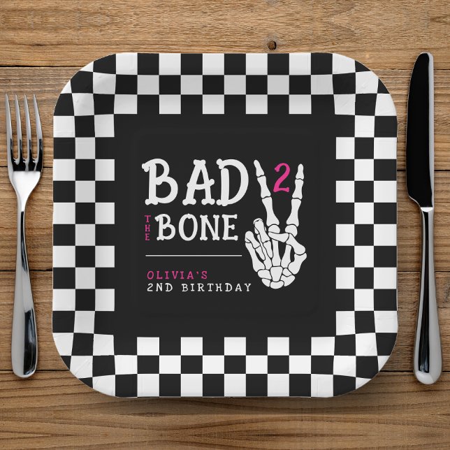 Bad 2 the Bone Skeleton Pink 2nd Birthday Party Pappteller (Bad 2 the Bone Skeleton Pink 2nd Birthday Party Paper Plates
)