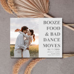 Bad Dance bewegt Funny Wedding Save the Date Ankündigungspostkarte<br><div class="desc">Holen Sie sich Ihre Gäste für eine Feier, um sich mit unseren "Booze, Food, Bad Dance Moves" lustige Save the Date Postkarten zu erinnern! Diese Postkarten sind ideal für Paare, die Liebe haben, Spaß und Spaß in ihre Hochzeitsplanung zu bringen. Sie sind das Set für ein unvergessliches Ereignis voller Lachen...</div>