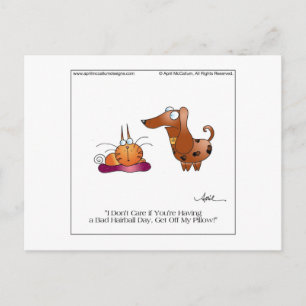 BAD HAIRBALL Carte postale par April McCallum