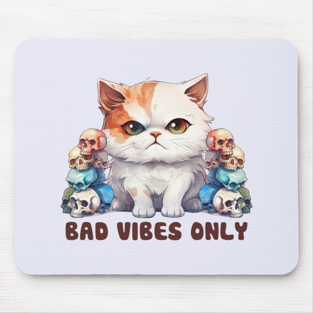 Bad Vibes only - Fierce Cat & Skulls Gothic Design Mousepad (Vorne)