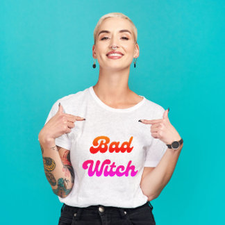 Bad Witch Funny Pink & Orange Retro Schriftart T-Shirt