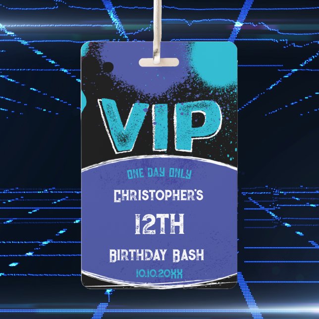Badge Anniversaire VIP personnalisé (VIP Birthday Badge. Fun gift for your guests. Colorful and playful. Happy Birthday!)