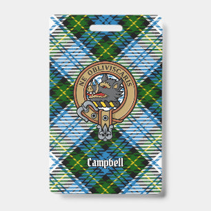 Badge Campbell Crest sur tartan de robe