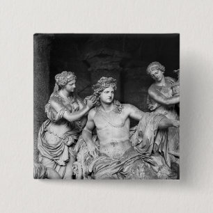 Badge Carré 5 Cm Apollo a tendu par des nymphes dans le verger du