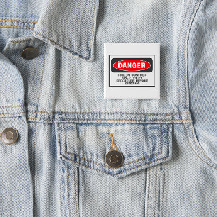 Badge Carré 5 Cm Avertissement de sécurité pour l'entrée dans un es