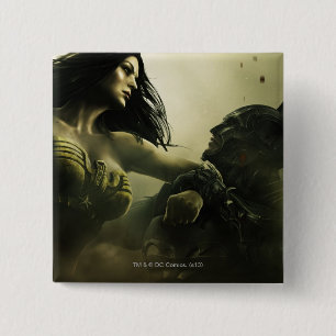 Badge Carré 5 Cm Bannière : Grundy, femme de merveille, Batman