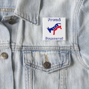 Badge Carré 5 Cm Bouton Démocrate Fière