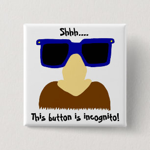 Badge Carré 5 Cm Bouton Incognito Mustache & Lunettes