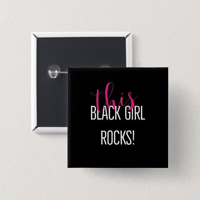 BADGE CARRÉ 5 CM BOUTON NOIR DE ROCHE DE FILLES (Devant & derrière)
