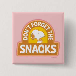 Badge Carré 5 Cm cacahuètes   Snoopy N'oubliez pas les snacks