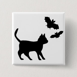 Badge Carré 5 Cm Chat noir avec la chauve-souris