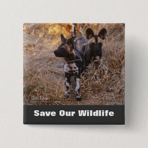 Badge Carré 5 Cm Chiens sauvages sauvent notre faune