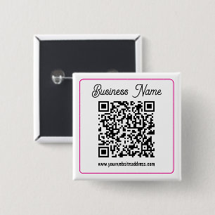 Badge Carré 5 Cm Code QR scannable avec écriture manuscrite en scri