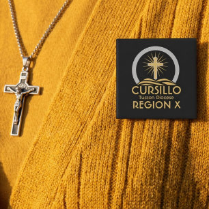 Badge Carré 5 Cm Cursillo Croix Radieuse sur la Colline Diocèse & R
