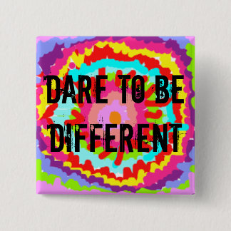 BADGE CARRÉ 5 CM DÉFI À ÊTRE DIFFÉRENT