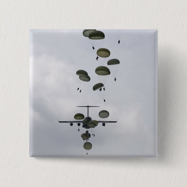 Badge Carré 5 Cm Des soldats de l'armée sautent d'un C-17 Globemast (Devant)