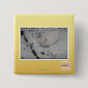 Badge Carré 5 Cm Discrétion Kitty 1