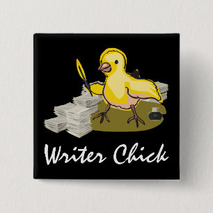 Badge Carré 5 Cm Écrivain avec papier, plumes et encre