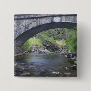 Badge Carré 5 Cm Europe, Norvège. Pont en pierre en route vers Berg