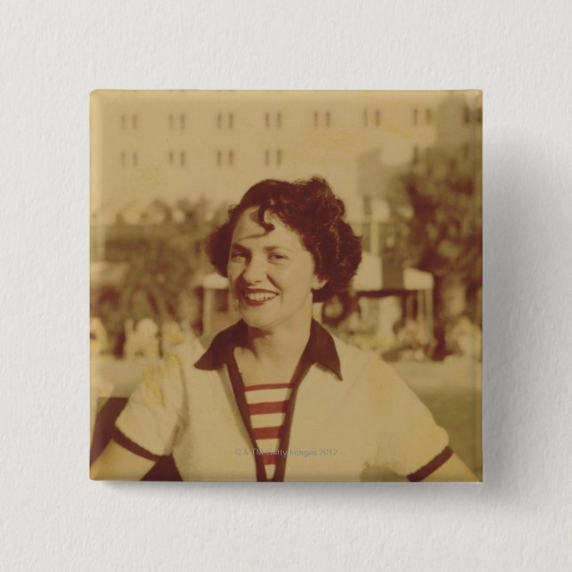 Badge Carré 5 Cm Femme s'asseyant dehors (Devant)
