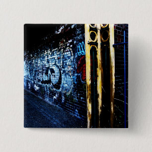 Badge Carré 5 Cm Graffiti par nuit