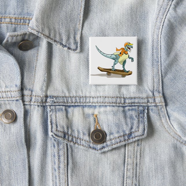 Badge Carré 5 Cm Illustration D'Un Raptor Skateboard. (En situation)