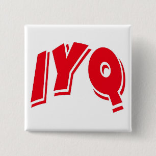 BADGE CARRÉ 5 CM IYQ