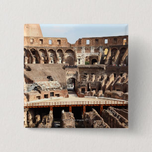 Badge Carré 5 Cm Le Colosseum ou le Colisé romain, à l'origine