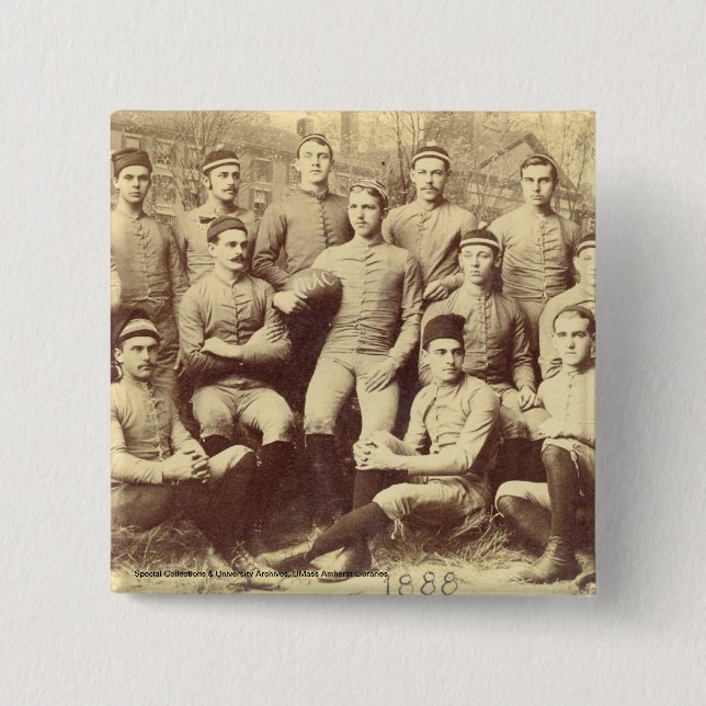 Badge Carré 5 Cm Le football 1888 d'UMass (Devant)