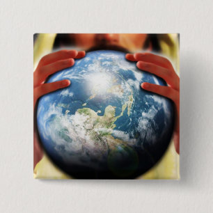 Badge Carré 5 Cm Le monde entier dans ses mains