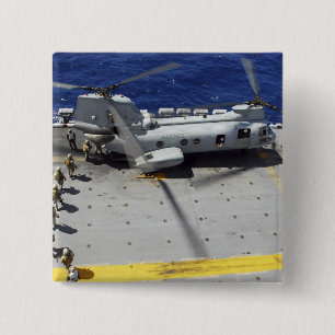 Badge Carré 5 Cm Marines embarquent un hélicoptère CH-46E Sea Knigh