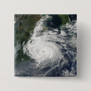 Badge Carré 5 Cm Ouragan Sinlaku
