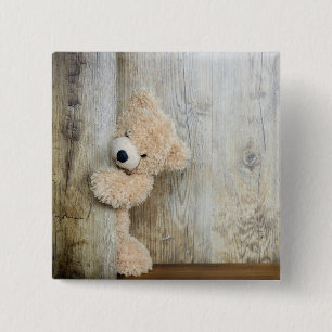 Badge Carré 5 Cm Ours Cute Stuffé Mur Rustique En Bois