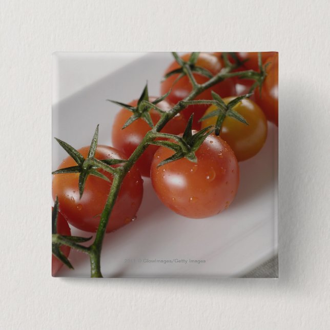 Badge Carré 5 Cm Plan rapproché des tomates sur un plateau (Devant)